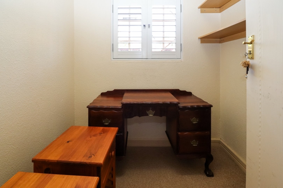 2 Bedroom Property for Sale in Flamwood North West